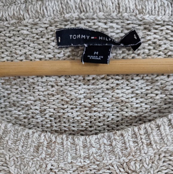 Tommy Hilfiger Cable Knit Crewneck Sweater - Picture 4 of 4